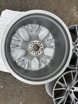 Audi ALU disky R22 10J, 5x112, AUDI Sport SQ8,SQ7,RS6,RS7 - 15