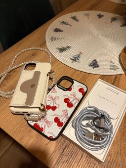 iPhone 14 Midnight 128GB - 15