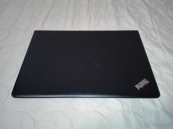 Lenovo. i5-7200U. RAM 8 GB DDR4. 1 000 GB.14“ Full HD. - 15