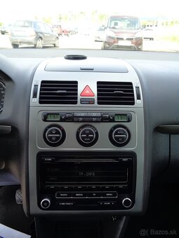 Volkswagen Touran 1.9 TDI Trend - 15