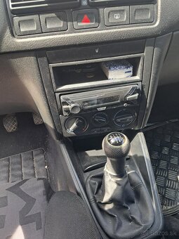 Volkswagen Golf 4 1.6 74 kw - 15