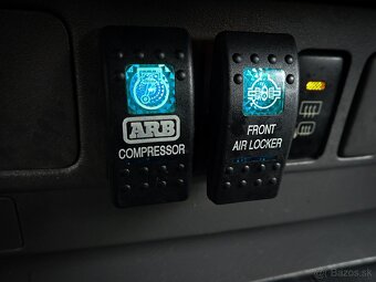 TOYOTA HILUX 2.5 D-4D 4x4 2014 - 173tis km- LED, ŤAŽNE, STK - 15