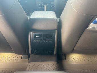 Volkswagen Touareg - 15