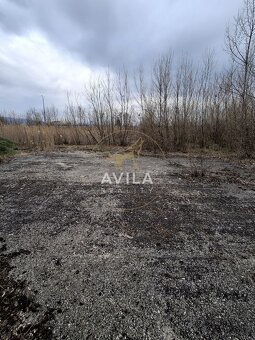 PREDAJ: 60€/m2 priemyselné pozemky s IS - 15