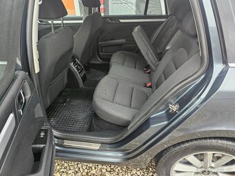 ŠKODA SUPERB 2.0TDI FACELIFT COMBI PANORAMA - 15
