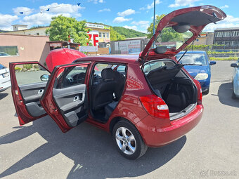 Škoda Fabia 1.2 HTP 12V 51kW klíma - 15