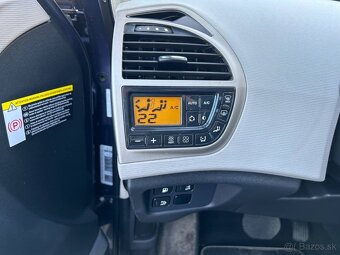 Citroën C4 Picasso 2.0 HDi 16V 110kW  Exclusive A/T - 15