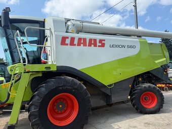 Sklízecí mlátička Claas Lexion 560, žací lišta V750, rok výr - 15