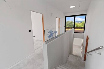 SKOLAUDOVANÉ Predaj vily v projekte "Račianska perla" BA  - 15