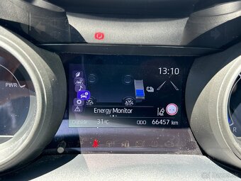 Toyota Yaris 1.5 Hybrid Comfort+Style+Tech - 15