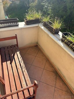 PRIESTRANNÝ 4iz byt v mestskej vile pod hradom - 15