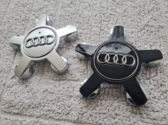 Stredové krytky - pukličky kolies AUDI - 15
