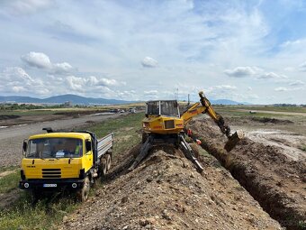 Tatra 815 S3 - Menzi Muck (kráčajúci bager) - 15