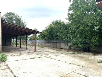 Veľký areál s dvoma budovami, výborná podnikateľská príležit - 15