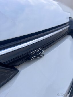 VW GOLF 8 3xR-LINE / VÝHREV VOLANT / AMBIENT / FULL LED - 15