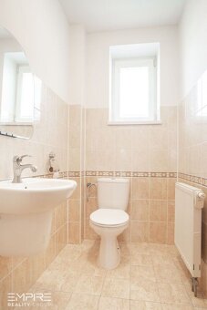 Nadštandardný veľkorysý rodinný dom - Kišovce - na predaj - 15