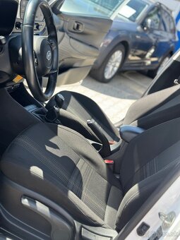 Hyundai i20 1.2i  62kW - 15