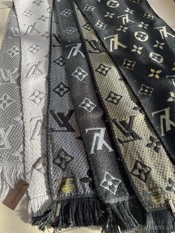Louis Vuitton teplý šál alebo kašmírová šatka - 15