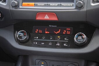 Kia Sportage 2.0 CRDi 4WD - 15