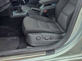 Škoda Superb 2 2.0 TDI, Navigácia, Automatické parkovanie - 15