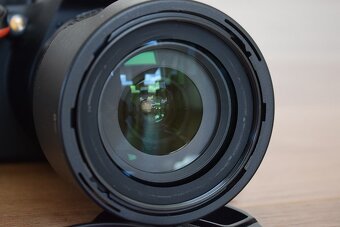 Nikon D5600 - wifi BT - dotyk. displej AF VR objektiv 18-105 - 15