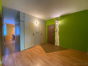 Trojizbový byt s loggiou blízko centra  Lučenec - Vajanského - 15