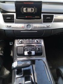 Audi S8 - 15