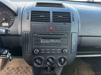 Volkswagen Polo 1.4 benzín - 15