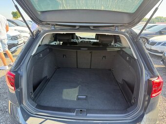 Volkswagen Passat 1.6 TDI Comfortline - 15