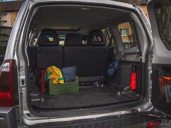 Mitsubishi Pajero 3,2 AUT 4x4 TOP STAV - 15