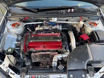 Mitsubishi Lancer Evo IX - 15