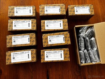 Porta klucky na interierove dvere-9ks spolu 100€ - 15