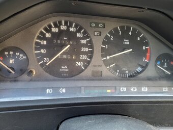 Bmw e30 320i rok 1985 - 15