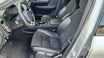 Volvo XC40 D4 R-Design AWD A/T 190 PS harman/kardon - 15