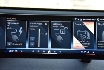 BMW iX xDrive40 PANORAMA ZÁRUKA SR DPH 2023 SOH - 98,5 % - 15