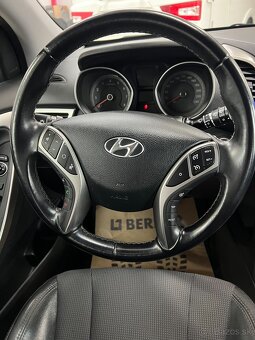 Hyundai i30 1.6i 99kw VYHŘ.SEDAČKY ALU PO ROZVODECH SERVISKA - 15