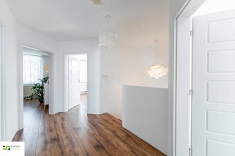 Na predaj-kompletne zrekonštruovaný rodinný dom s dvojgarážo - 15