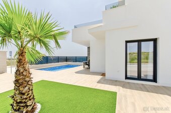 Španělsko Alicante,v blízkosti Torrevieja a golfového hřiště - 15