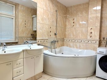 Na prenájom 3 izbový byt, Bratislava, Staré Mesto, Malý trh - 15