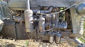 Predám ZETOR 25, funkčný s príslušenstvom - 15