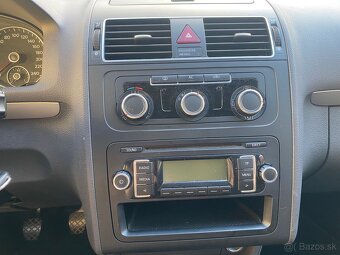 Volkswagen Touran 1.6 TDI 66kw - 15
