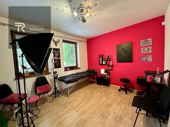 TRNAVA REALITY - Na predaj zariadený 5-izbový RD Leopoldov N - 15