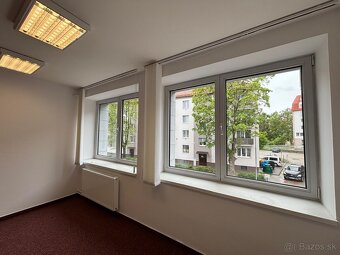 Prenájom kancelárskych priestorov v OD Prior v širšom centre - 15