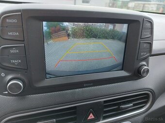 Hyundai Kona Electric 100, servisná kniha, záruka - 15