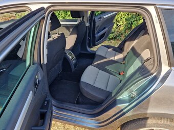 Škoda Superb Combi 1.6TDI,234000 km,08/2013,77kw - 15