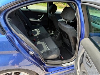 BMW E90 330d - 15