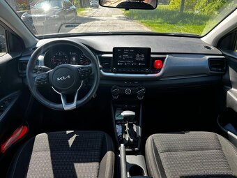 KIA Stonic 1.0 benzín - 15