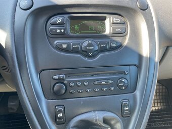 Citroën Xsara Picasso 1.6 benzín - 15