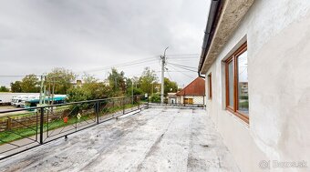 REZERVOVANÝ Dvojpodlažný rodinný v pokojnej lokalite mesta Š - 15