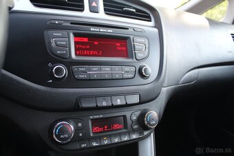 Kia cee'd 1.6 CRDi SW - 15